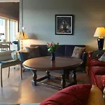 Family Estate With View Near Oslo Eina
